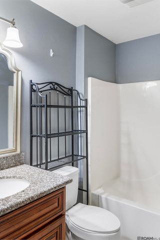 9488 Breeden Dr, Baton Rouge, LA 70811