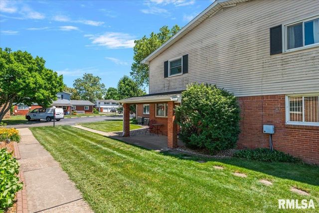 343 Durkin Drive, Springfield, IL 62704