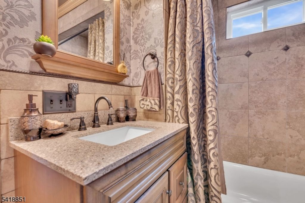 Image 31 of property listing at 104 Prospect St, Nutley Twp., NJ 07110