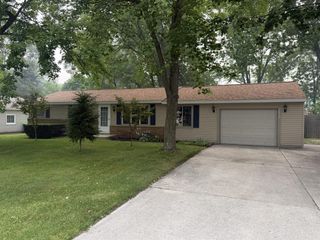 3616 S Sheridan Drive, Muskegon, MI 49444