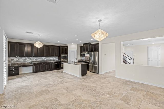 7139 Blooming Jasmine Avenue, Las Vegas, NV 89117