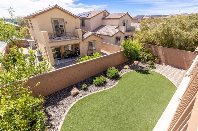 7139 Blooming Jasmine Avenue, Las Vegas, NV 89117