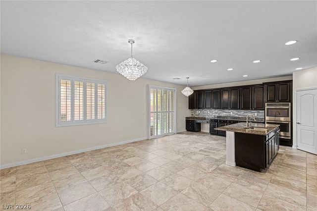 7139 Blooming Jasmine Avenue, Las Vegas, NV 89117