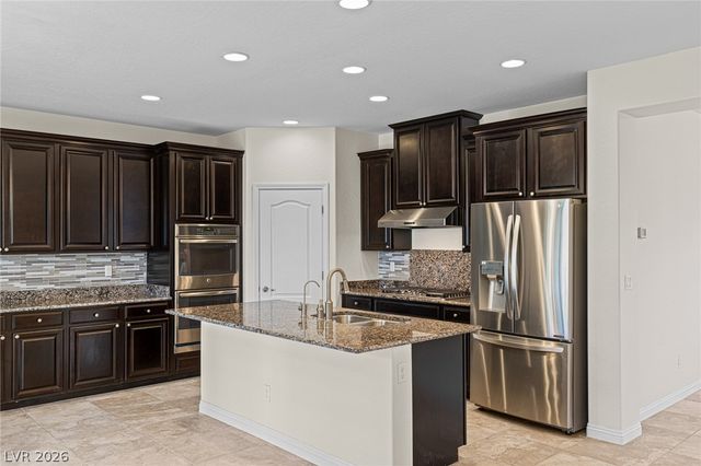 7139 Blooming Jasmine Avenue, Las Vegas, NV 89117