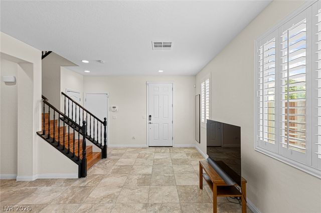 7139 Blooming Jasmine Avenue, Las Vegas, NV 89117