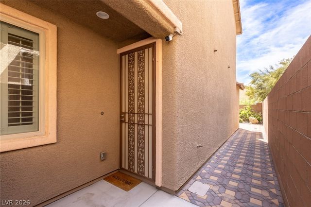 7139 Blooming Jasmine Avenue, Las Vegas, NV 89117