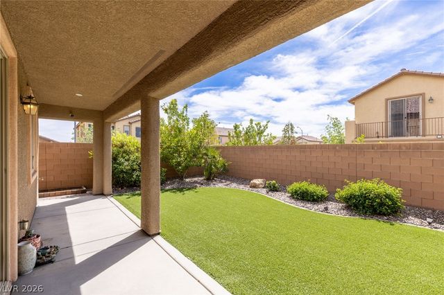 7139 Blooming Jasmine Avenue, Las Vegas, NV 89117