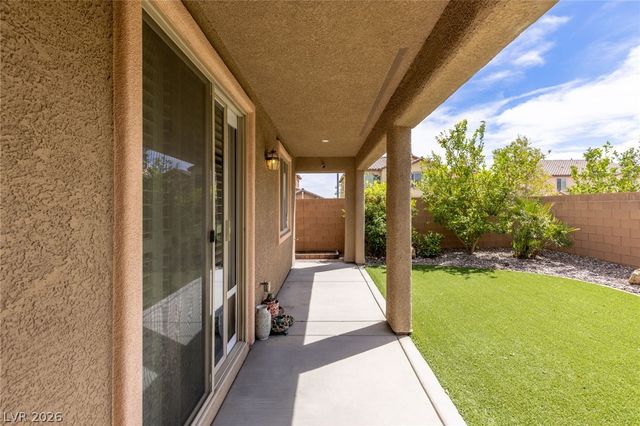 7139 Blooming Jasmine Avenue, Las Vegas, NV 89117