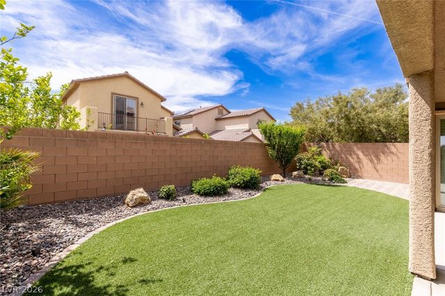 7139 Blooming Jasmine Avenue, Las Vegas, NV 89117