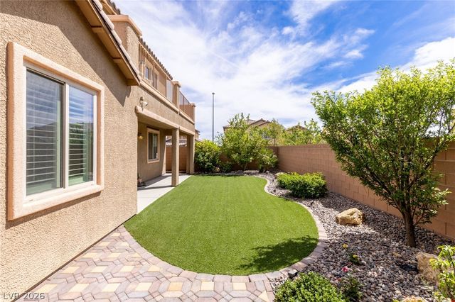 7139 Blooming Jasmine Avenue, Las Vegas, NV 89117