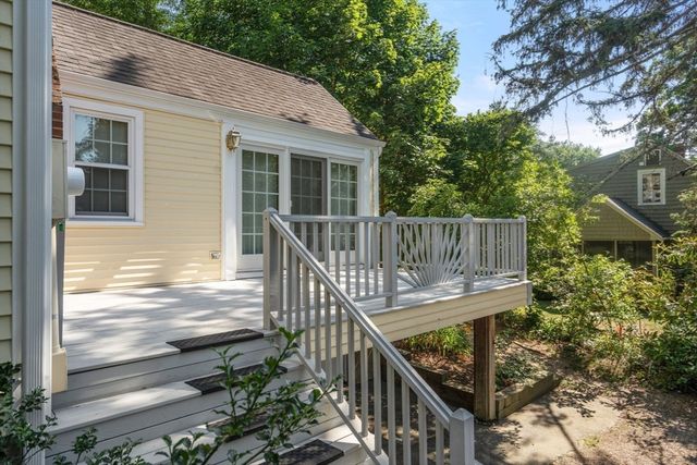 167 Glezen Ln, Wayland, MA 01778