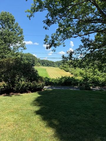 167 Glezen Ln, Wayland, MA 01778
