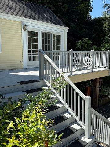 167 Glezen Ln, Wayland, MA 01778