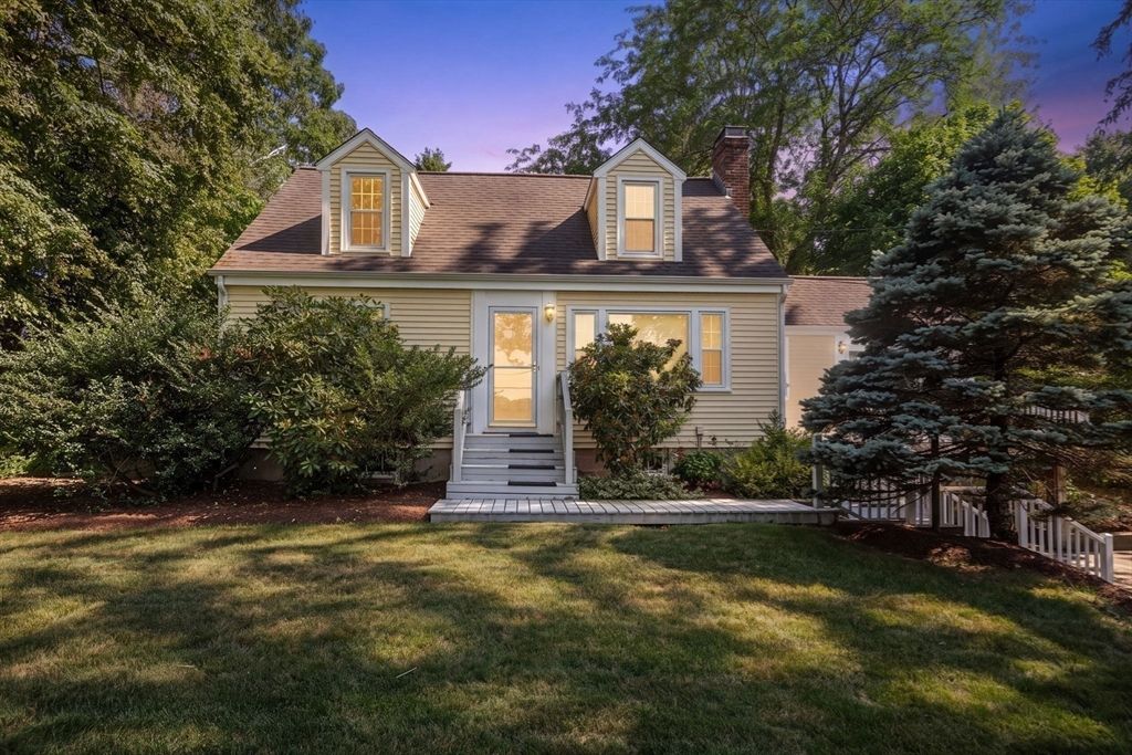 167 Glezen Ln, Wayland, MA 01778