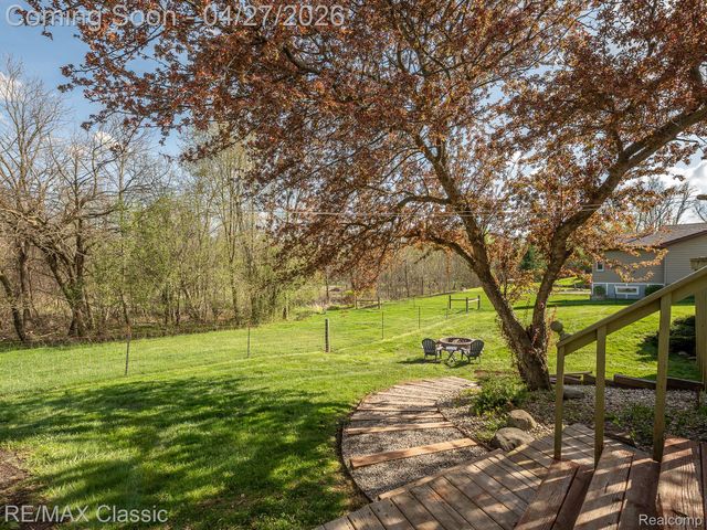 428 E Shore Drive, Northfield Township, MI 48189