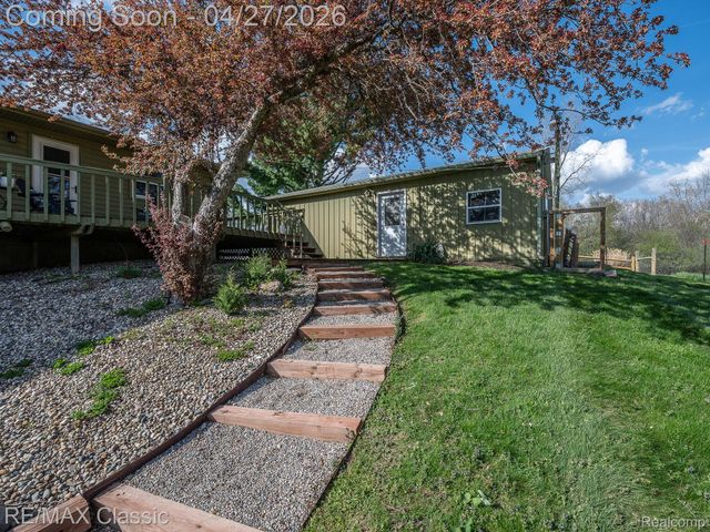428 E Shore Drive, Northfield Township, MI 48189