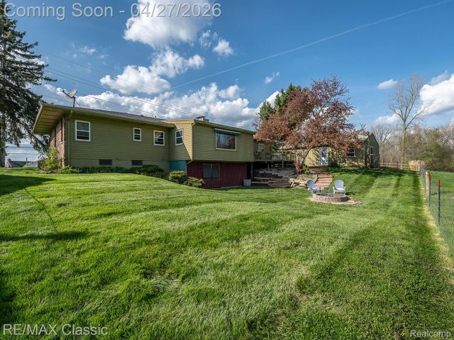 428 E Shore Drive, Northfield Township, MI 48189
