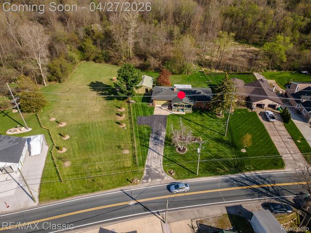 428 E Shore Drive, Northfield Township, MI 48189