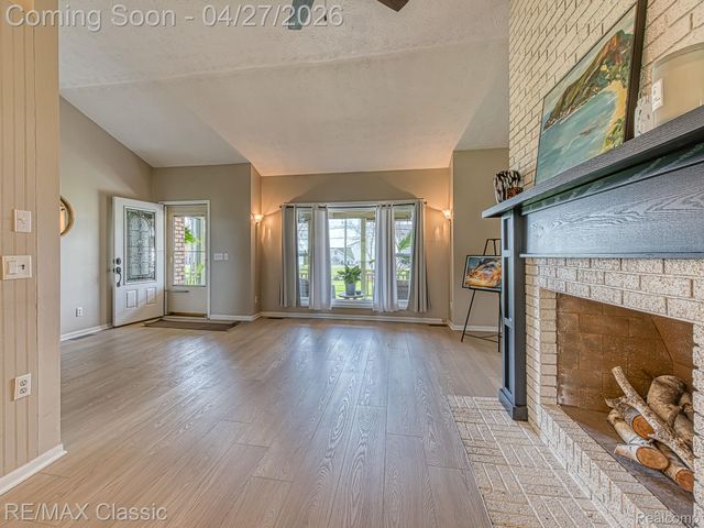 428 E Shore Drive, Northfield Township, MI 48189