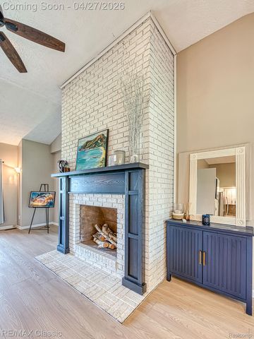 428 E Shore Drive, Northfield Township, MI 48189