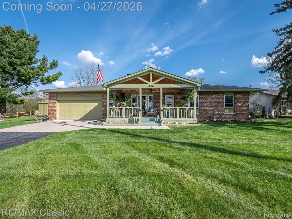428 E Shore Drive, Northfield Township, MI 48189