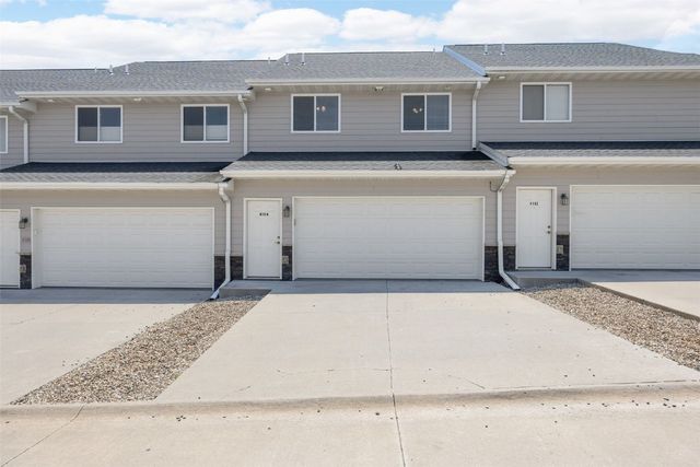 4104 Unbridled Avenue, Iowa City, IA 52240