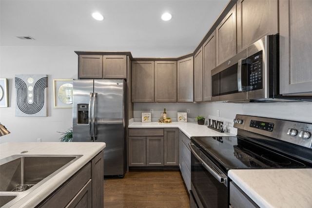 4104 Unbridled Avenue, Iowa City, IA 52240