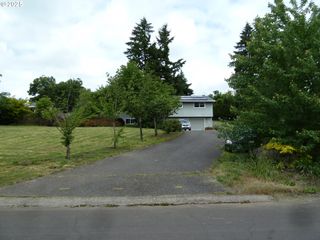 22225 Se PEGGY ANN Dr, Damascus, OR 97089