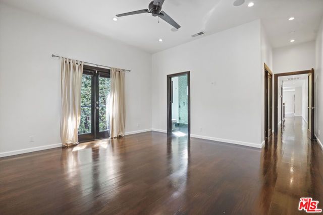 458 N La Jolla Avenue, Los Angeles, CA 90048