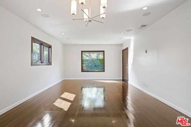 458 N La Jolla Avenue, Los Angeles, CA 90048