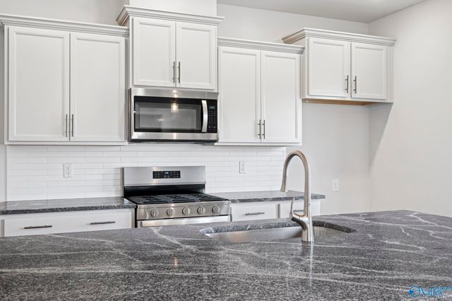 17922 Eastmoor Street, Athens, AL 35611