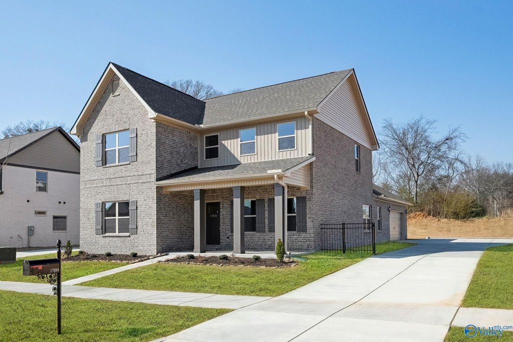 17922 Eastmoor Street, Athens, AL 35611