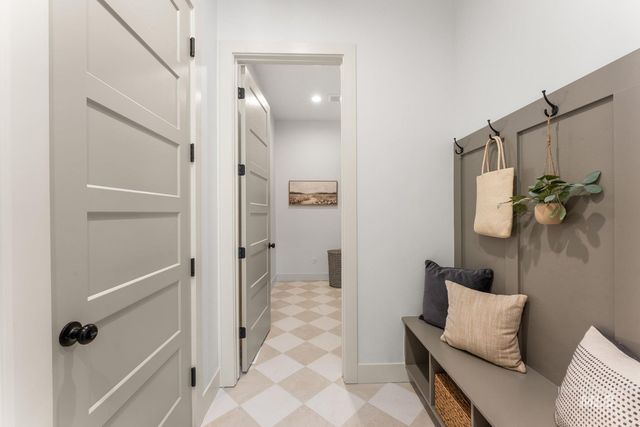 6954 Saddle Bred Way, Star, ID 83669