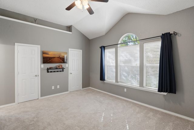 609 Carette Drive, Fort Worth, TX 76108