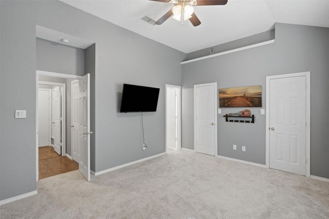 609 Carette Drive, Fort Worth, TX 76108