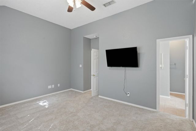 609 Carette Drive, Fort Worth, TX 76108