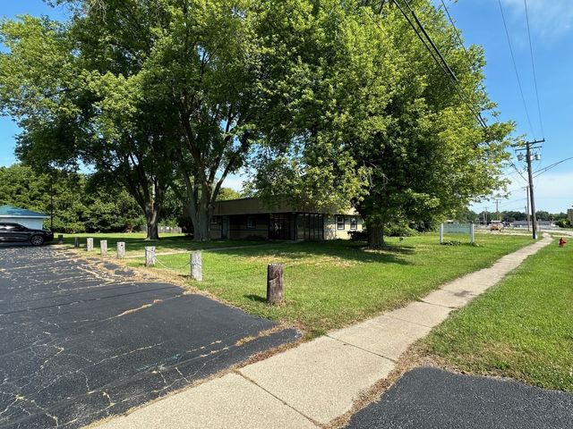 711 N 1st Street, Dekalb, IL 60115