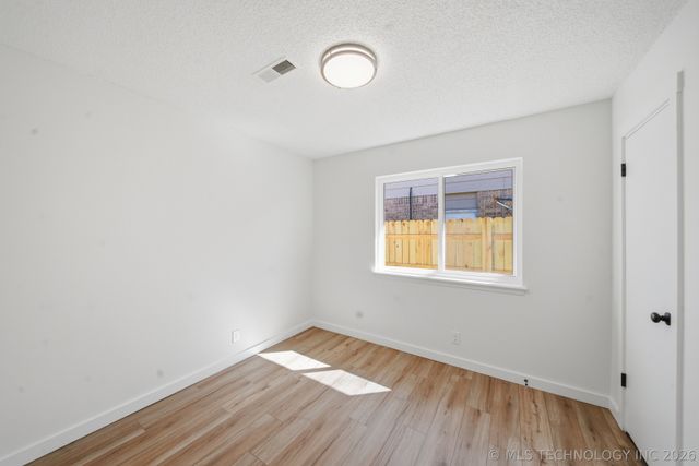 603 E 135th Place, Glenpool, OK 74033