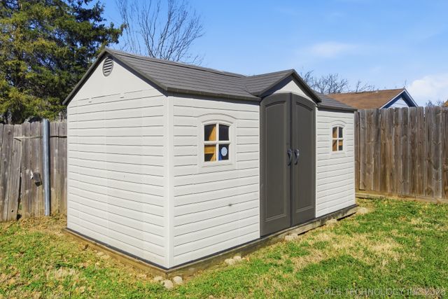 603 E 135th Place, Glenpool, OK 74033