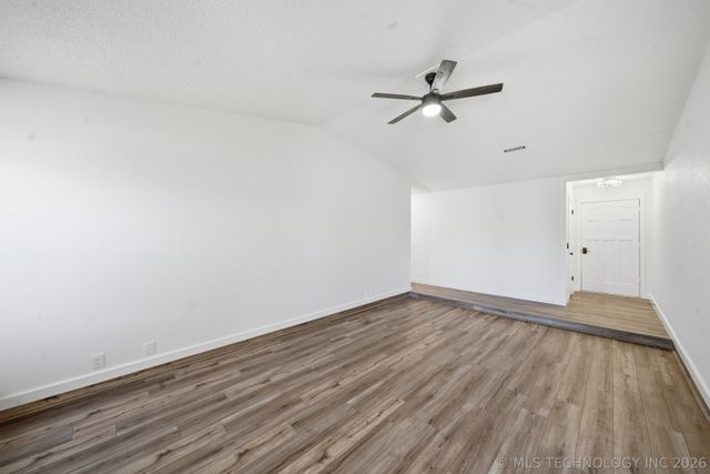 603 E 135th Place, Glenpool, OK 74033