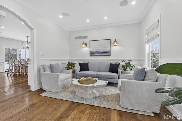 736 Evans Avenue, Kirkwood, MO 63122