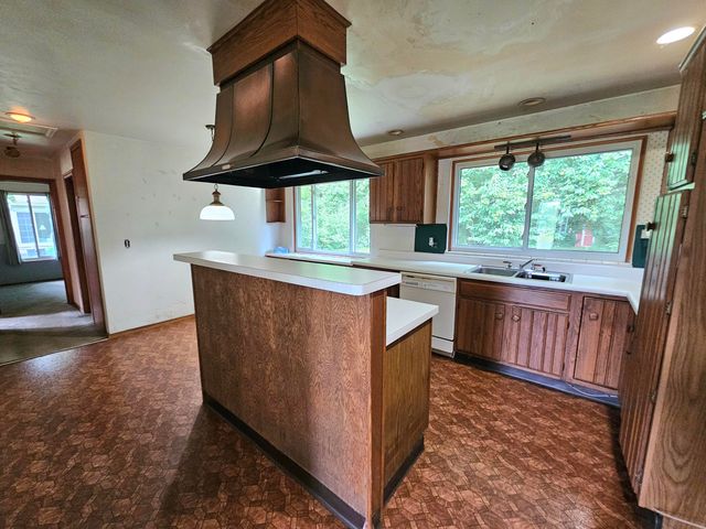 143 Laurel Drive, Battle Creek City, MI 49017