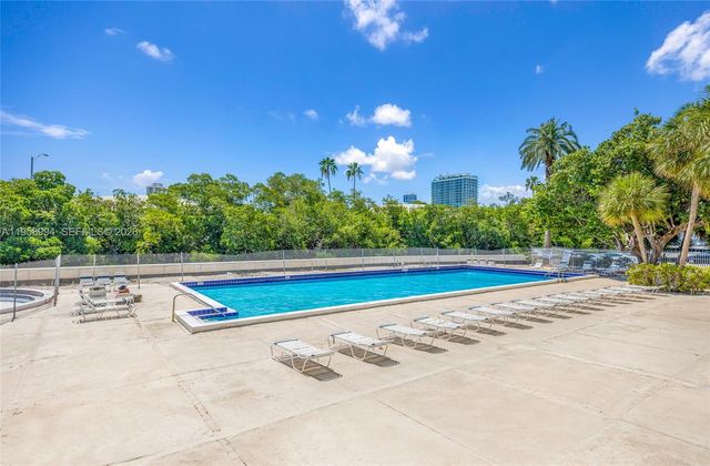 7441 Wayne Ave 11F, Miami Beach, FL 33141