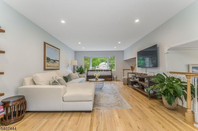 41 Franklin Rd, Mendham Boro, NJ 07945