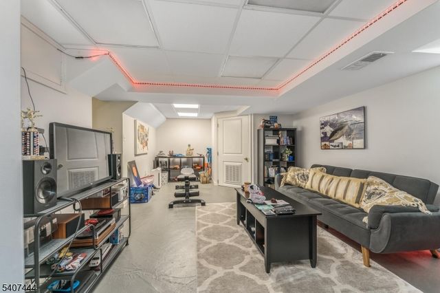 41 Franklin Rd, Mendham Boro, NJ 07945