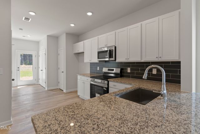 260 Courtside Drive, Dunn, NC 28334