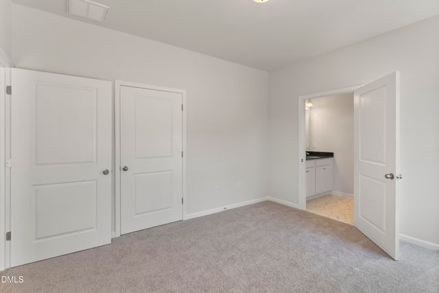 260 Courtside Drive, Dunn, NC 28334