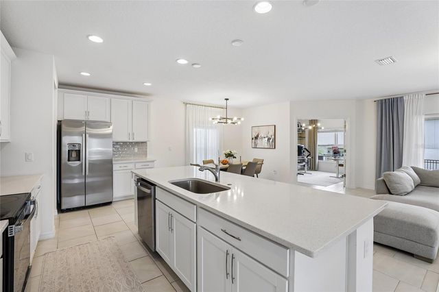 1581 SWAN SWIM DRIVE, Davenport, FL 33837