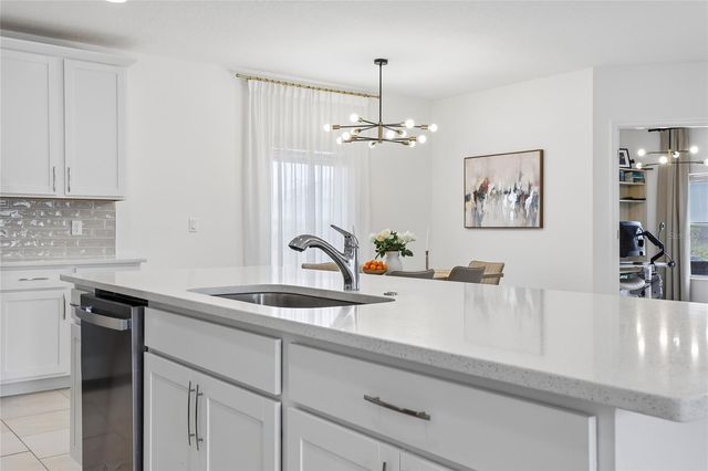 1581 SWAN SWIM DRIVE, Davenport, FL 33837