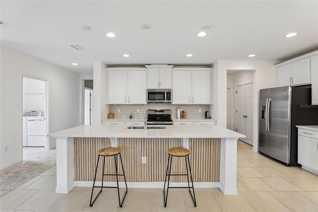1581 SWAN SWIM DRIVE, Davenport, FL 33837